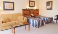 PYR Aparthotel - Fuengirola